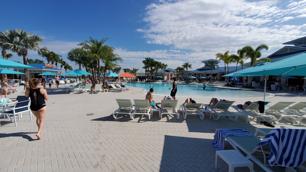 Resort Style Pool and cabanas at Windsor island. Davenport Homes